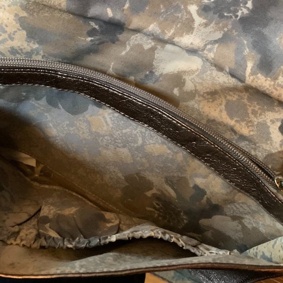 Elliot Lucca Rose Gold Metallic Clutch - Picture 5 of 5